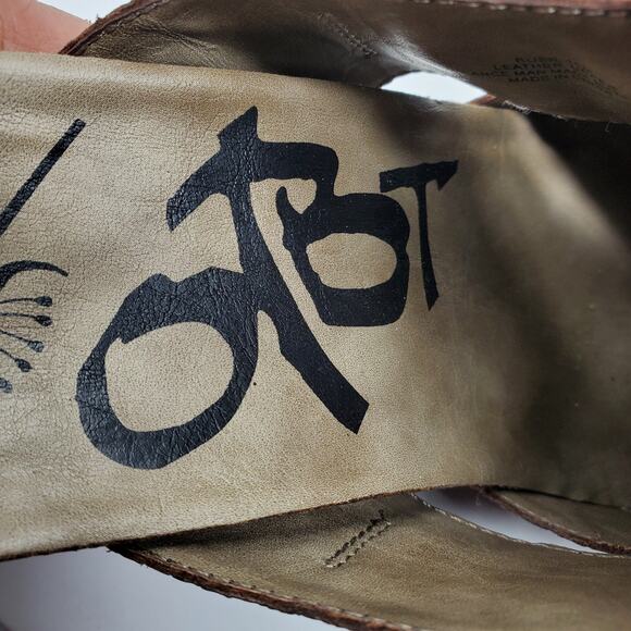 🤎 OTBT Rusk Brown Leather Buckle Wedge Mules 10 - Picture 12 of 13